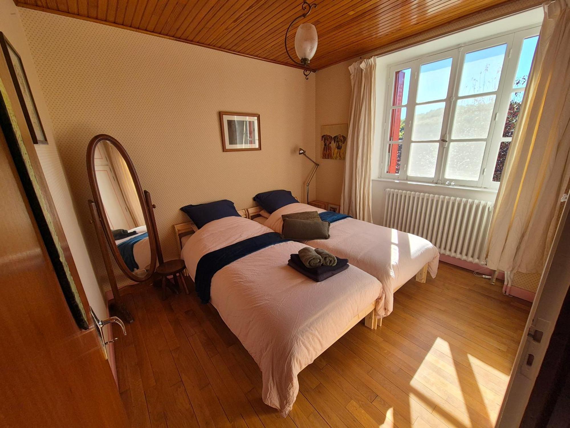 Maison La Vie De L'Aubrac - Gite Lo Bel Peis Saint-Symphorien-de-Thenieres Exteriör bild